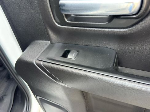 Used 2023 Chevrolet Silverado 2500 LT w/ Convenience Package image 40