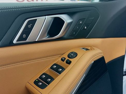 Used 2024 BMW X5 xDrive50e w/ Parking Assistance Package image 18