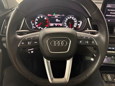 Used 2022 Audi Q5 Premium AWD/4WD image 12