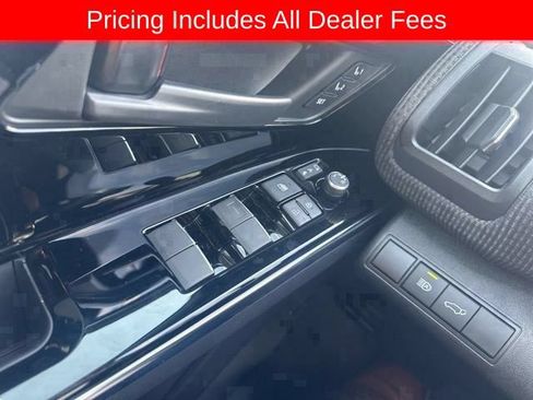 Used 2023 Subaru Solterra AWD image 5