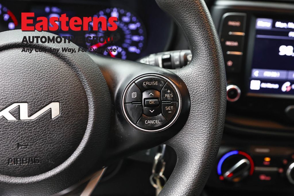 Used 2022 Kia Soul LX w/ Technology Package FWD image 18