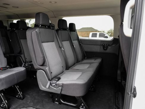 Used 2023 Ford Transit 350 XLT image 36