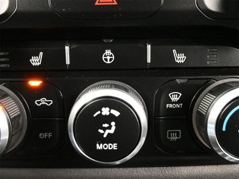 Used 2021 RAM 1500 Big Horn image 12