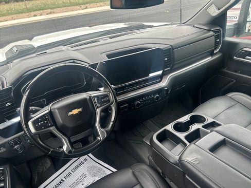 Used 2024 Chevrolet Silverado 2500 LTZ AWD/4WD image 13