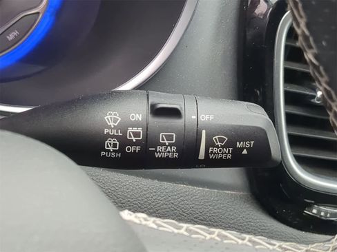 Certified 2019 Chrysler Pacifica Limited w/ S Appearance Package image 35