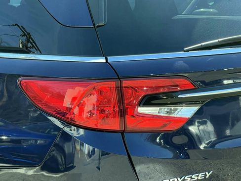 Certified 2023 Honda Odyssey EX-L image 10