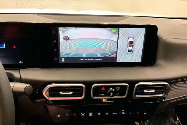 New 2027 Nissan Sentra SR w/ SR Premium Package FWD image 27
