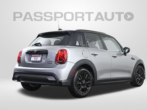Certified 2023 MINI Cooper 4-Door Hardtop image 9
