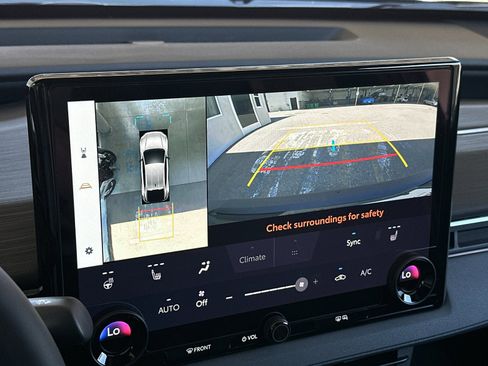 New 2026 Toyota C-HR AWD/4WD image 18