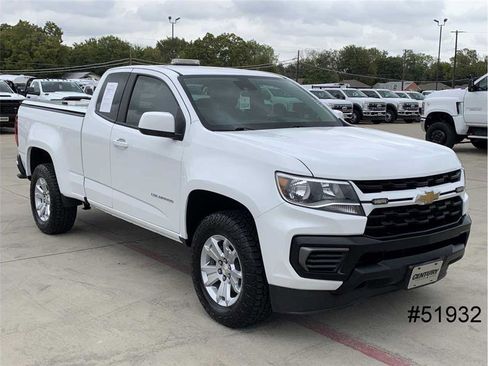 Used 2022 Chevrolet Colorado LT w/ Fleet Safety Package image 3