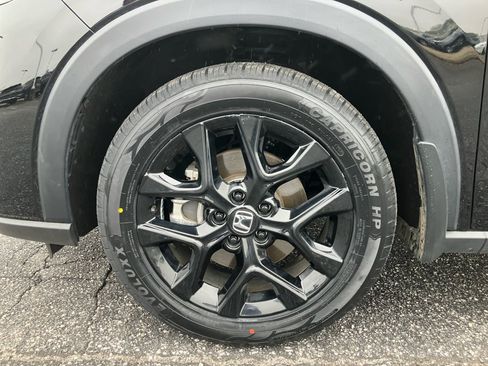 Certified 2024 Honda HR-V Sport image 31
