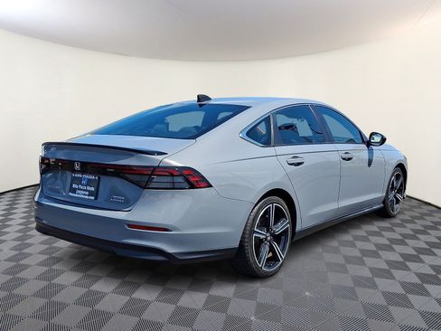 Used 2023 Honda Accord Sport image 7