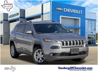 Used 2017 Jeep Cherokee Latitude w/ Safety/Convenience Group