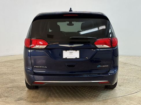 Used 2018 Chrysler Pacifica Touring Plus FWD image 10