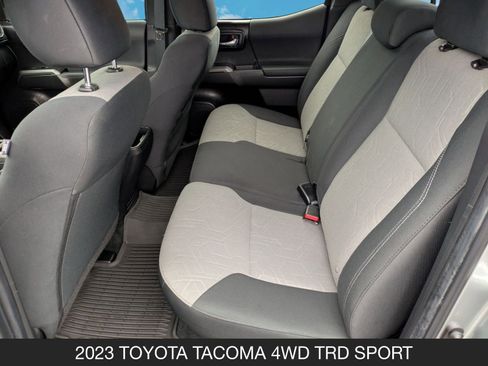 Used 2023 Toyota Tacoma TRD Sport w/ Advanced Technology Package image 15