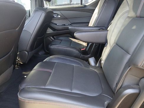 Used 2022 Chevrolet Traverse RS AWD/4WD image 23