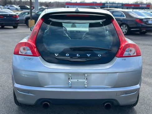 Used 2010 Volvo C30 T5 R-Design image 6