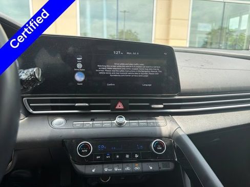 Used 2023 Hyundai Elantra SEL w/ Convenience Package FWD image 10