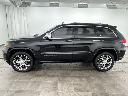 Used 2020 Jeep Grand Cherokee Overland image 2