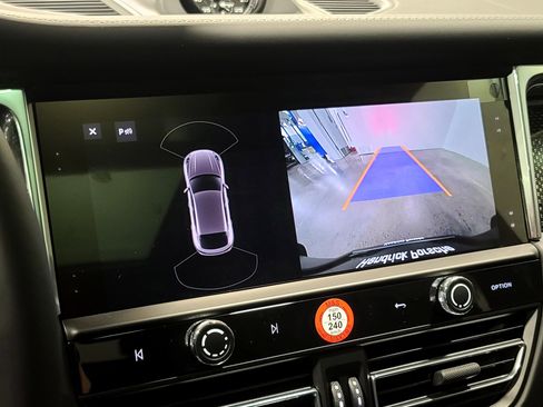 New 2026 Porsche Macan GTS image 23