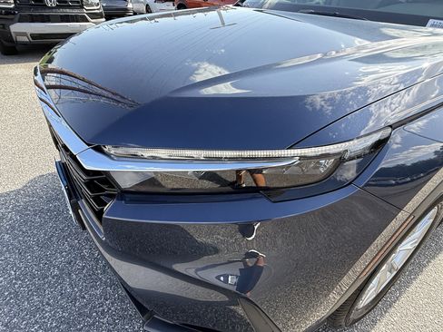 Certified 2023 Honda CR-V EX-L image 6
