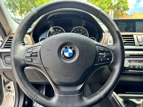 Used 2015 BMW 320i Sedan RWD image 33