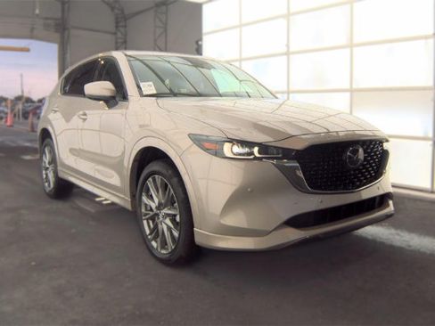 Used 2025 MAZDA CX-5 AWD 2.5 S w/ Premium Plus Pkg image 2