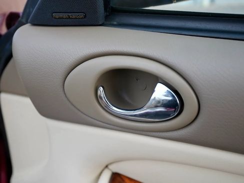 Used 1997 Jaguar XK8 Convertible RWD image 38