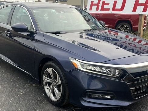 Used 2018 Honda Accord EX image 2