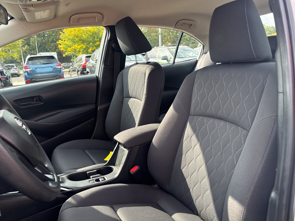 Used 2024 Toyota Corolla LE FWD image 14