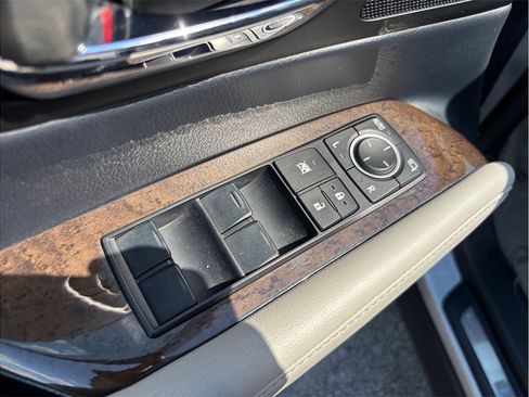 Used 2013 Lexus RX 350 FWD w/ Premium Pkg image 18