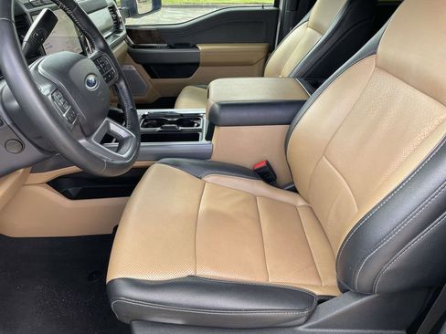 Used 2024 Ford F350 Lariat w/ Lariat Ultimate Package image 13