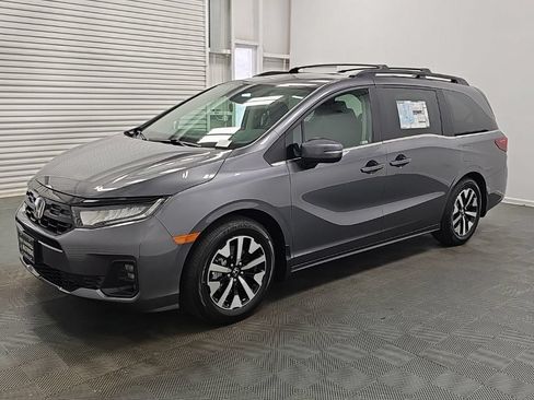 New 2026 Honda Odyssey EX-L image 4