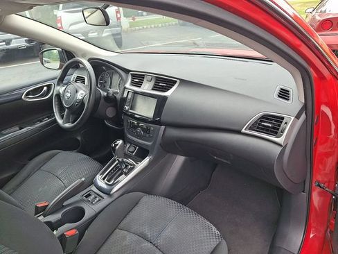 Used 2019 Nissan Sentra SR FWD image 25