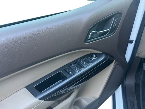 Used 2016 GMC Canyon SLT w/ Driver Alert Package image 19