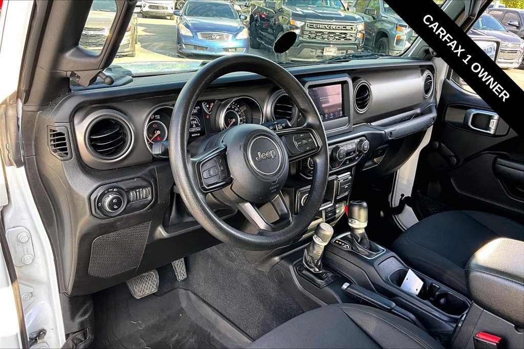 Used 2022 Jeep Gladiator Sport AWD/4WD image 11