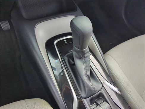 Used 2022 Toyota Corolla L image 23