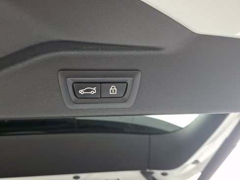Used 2020 BMW X5 M50i w/ Executive Package AWD/4WD image 28