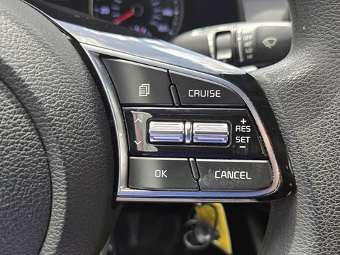 Used 2019 Kia Forte LXS FWD image 26