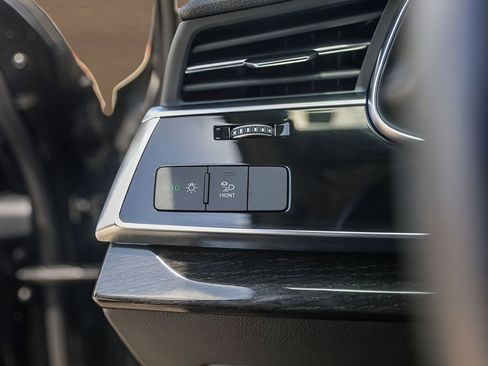Used 2024 Audi Q7 2.0T Premium Plus AWD/4WD image 15