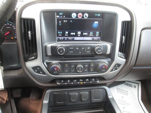 Used 2018 GMC Sierra 1500 SLT AWD/4WD image 28