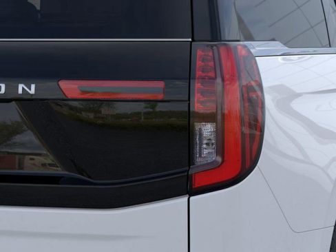 New 2025 Ford Expedition Platinum w/ Platinum Ultimate Package image 21