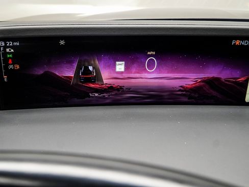 Used 2024 Lincoln Nautilus Reserve w/ Equipment Group 202A image 32