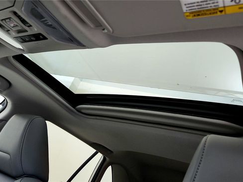 Used 2019 Toyota RAV4 Limited image 26