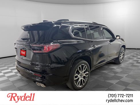 Used 2026 GMC Acadia Denali Ultimate w/ LPO, Floor Liner Package AWD/4WD image 5
