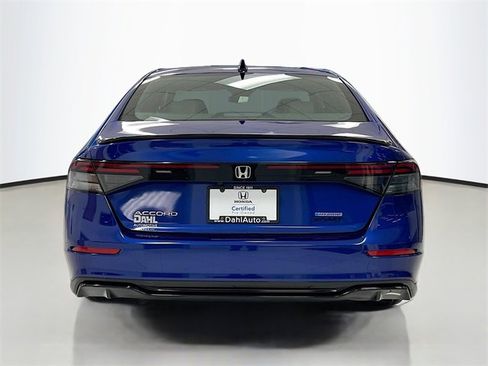 Used 2024 Honda Accord Sport image 4