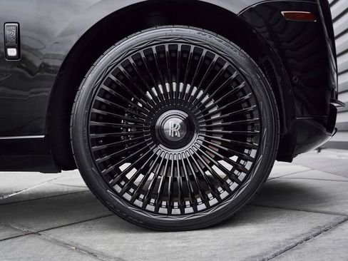 Used 2019 Rolls-Royce Cullinan AWD/4WD image 22