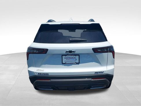 New 2027 Chevrolet Equinox ACTIV FWD image 4