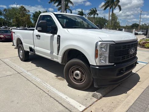 Used 2025 Ford F250 XL w/ XL Driver Assist Package image 4