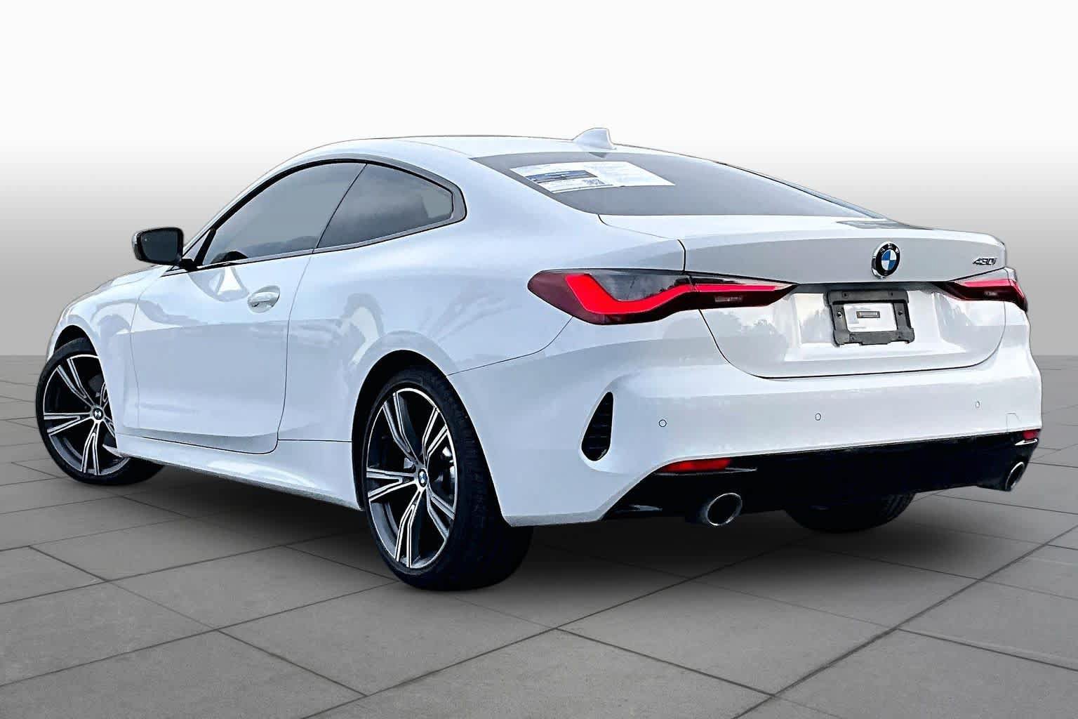 Used 2021 BMW 430i Coupe w/ Convenience Package RWD image 11